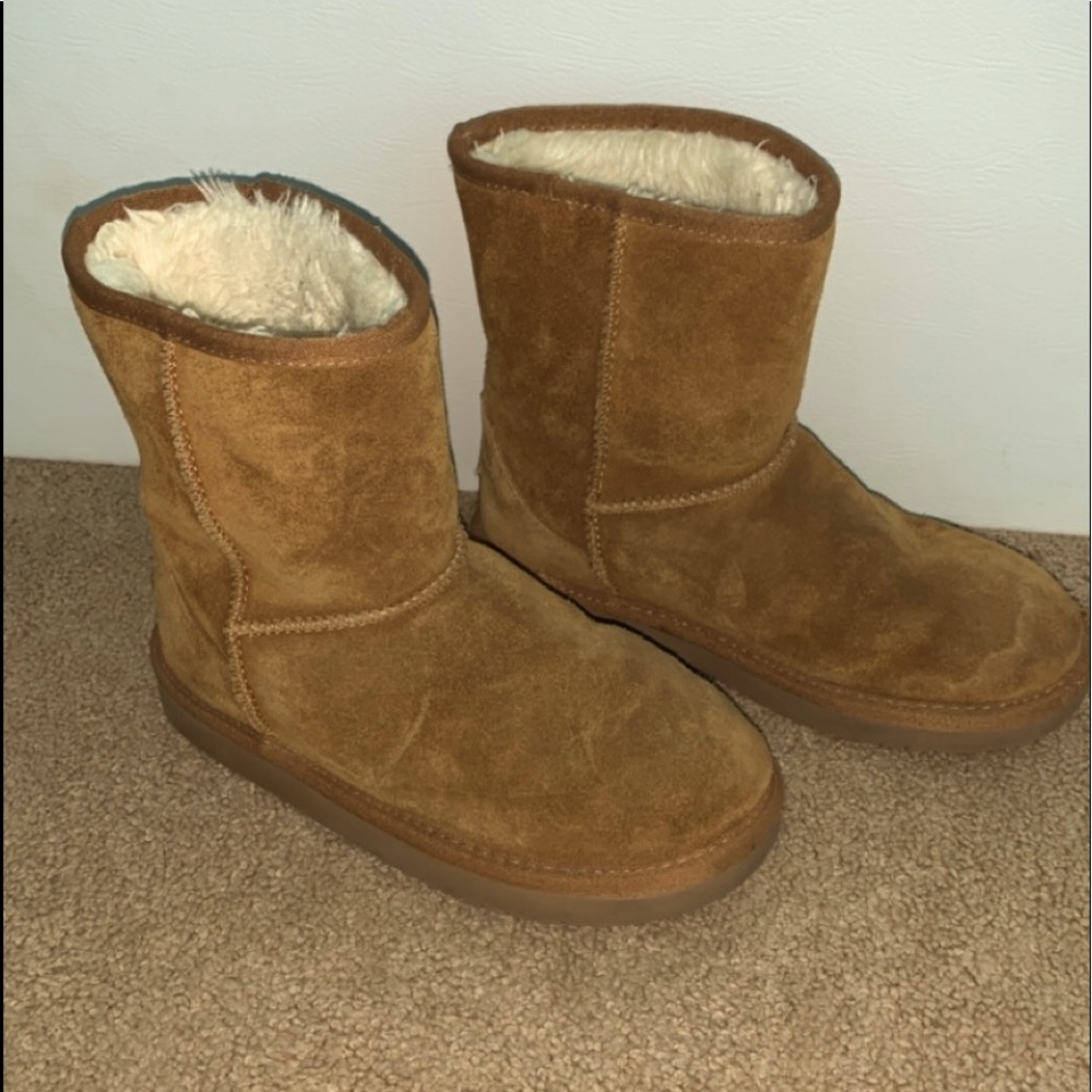 Kookaburra Ugs boots.